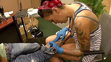 Big boobs tattooer girl make nice blowjob and fuck