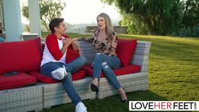 Feet Goddess Gigi Dior Banged Outdoors After Feet Worshipping