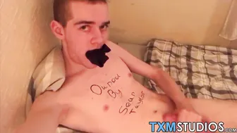 Solo twink Bryant Vixen stuffs underwear in mouth while jerking big cock