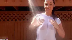 Nikki Bouncing Water Balloons Video