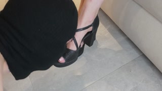 Locktober Day 9 - Kissing My Feet | MistressLongNails