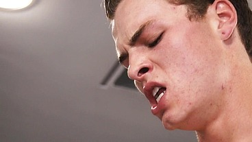 Straight 18 year old Zane Porter fucks sexy twink, Justin Owen