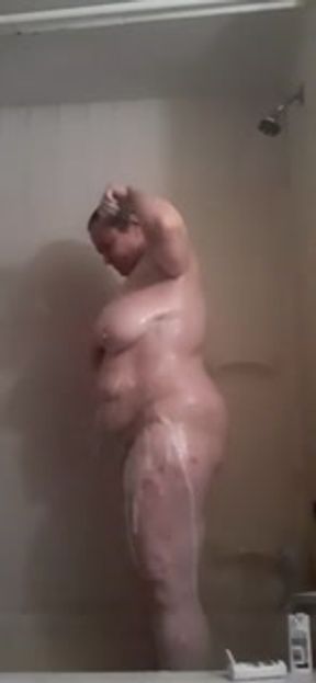 MY 1ST SHOWER VIDEO I EVER PUT ONLINE! I'm not happy w/ how I look, but this is me!