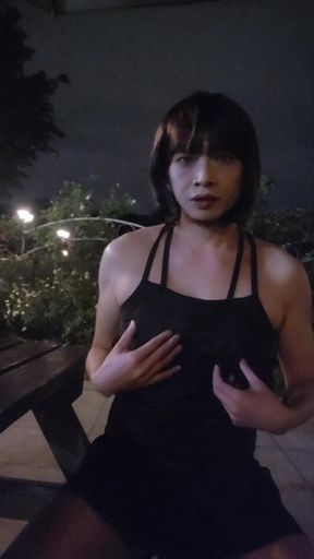 Shemale Ting Xuan exposed in the community garden