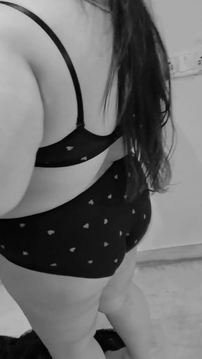 Swati bhabhi milking with hindi true story   Clip 2