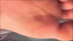 Adoration Giant Goddess