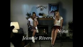 Jeanie Rivers gets juicy passion from her gymnastic girlfriend