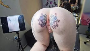 I LOVE TO MAKE MALES HORNY AND THIS TIME I MADE A SURPRISE BY TATTOOING MY PINK ASS
