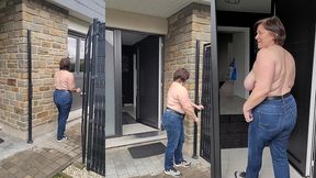 j attends le livreur topless