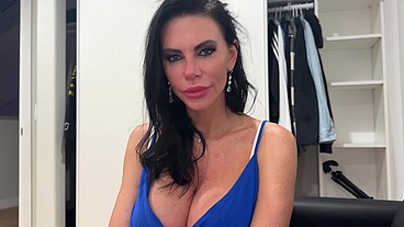 FIERY MILF PIPER PRESS LOVES TO BE POUNDED