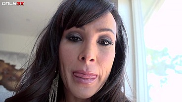 Glamorous MILF Lisa Ann sex in the morning with Manuel Ferrara