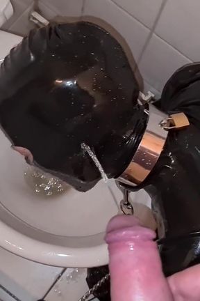 Slave Slut - Orgasma Celeste in Latex Piss Drinking and Toilet  Cleaning