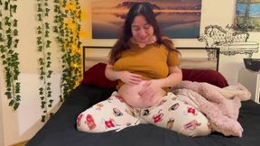 Morning stretches and bellybutton fingering