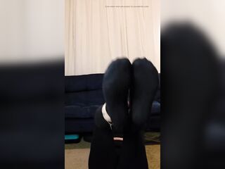 Want to Watch My Stripped Feet? Fantasy on Unsightly Foot Loser