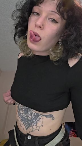 Emily of the Woods gets a sloppy tongue workout