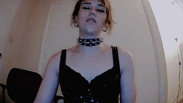 Submit ! Pt 2 : Play my Game - Sara Sterling