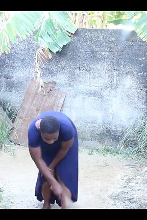 Ghetto Sex Outside the House