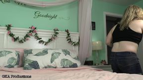 Nancy Thompson's Burping Tease - Dominant Gassy Play