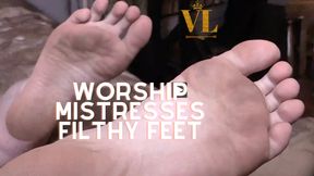 WORSHIP MISTRESS’ DIRTY FEET