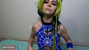 jolyne cujoh esta muy caliente, se masturba en prision y es pillada por los guardias - cosplay - jojos bizarre