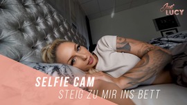 Selfie Cam - Steig zu mir ins Bett