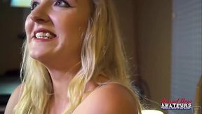 Brunette and blonde cuties go down on each other's twats