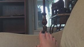 MSN THE ZONE PLAYING A GAME CALLED STELLA ELLA OLLA ON THE COUCH WHILE A WITCH CALLS MY FEET BELLAS' INSTEAD OF ROSES' *MSN THE ZONE DISCONNECT ROOM NOISE*