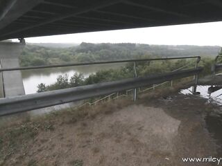 MUTPROBE! LKW-Fahrer Fickt Mich Anal Auf Der Autobahnbrücke!!