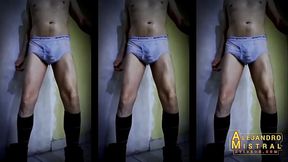 Seductora exhibicion de ALEJANDRO MISTRAL con su baile erotico fetiche en calzoncillos