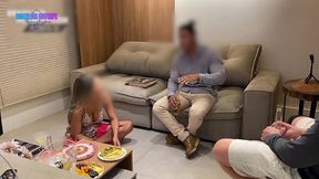 conhecemos um negao em um aplicativo na internet e chamamos ele para me fuder em casa