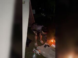 (ACAMPANDO) DE CAMPING CON MI'MIGA ME LA CHUPA