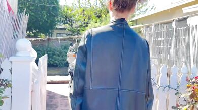 Stepmom Tells Me a Secret