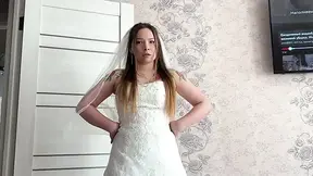 She Ran Away From a Wedding to a Friend and Sucked His Dick