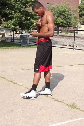 Tyrelle - Basketball Solo