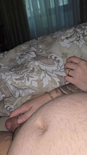 Brunette step mom hand slip on step son dick without shame