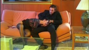 A Big Cock to Suck and Take in the Ass on the Couch