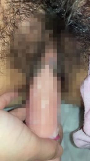 [Мокрі трусики] Пляма поширюється.  Японський любитель мастурбує з іграшкою і досягає кульмінації