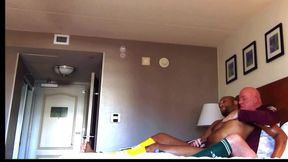 Kennie Jai Gets Massaged From Coach