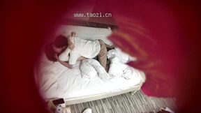欲拒还迎的骚货