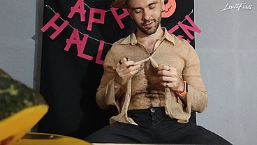 The Sucker Pumpkin - A Halloween Performance by LouiFerdi