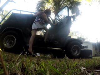 Sissy Doxy Twerking and Toying Outdoors