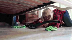 Dirty, smelly, and torn socks in the vacuum cleaner AVI (1920x1080) FHD