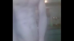 Leandro Oviedo Pajeandose