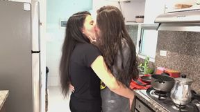 Fetiche de pezones y culos lésbicos