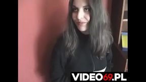 Polskie porno - Pani listonosz robi loda