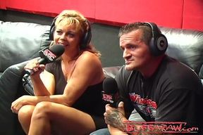 Sexy MILF rides the sybian naked on the radio