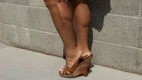 Muscular Calves in Heels and Barefeet MP4