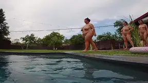 Five Naked BBW Babes Underwater Tease