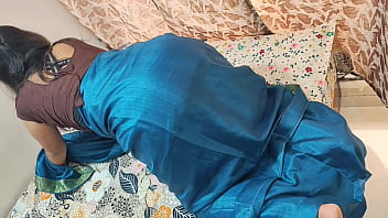 Beautiful 18 year old Indian kamwali seducing owner with Hot lusty sex
