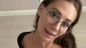 Video uploaded by @elinamissss @Boob Grab and #Glasses Porn #Brunette #Nude #Natural Big Tits video gratis adult | Tik.Porn